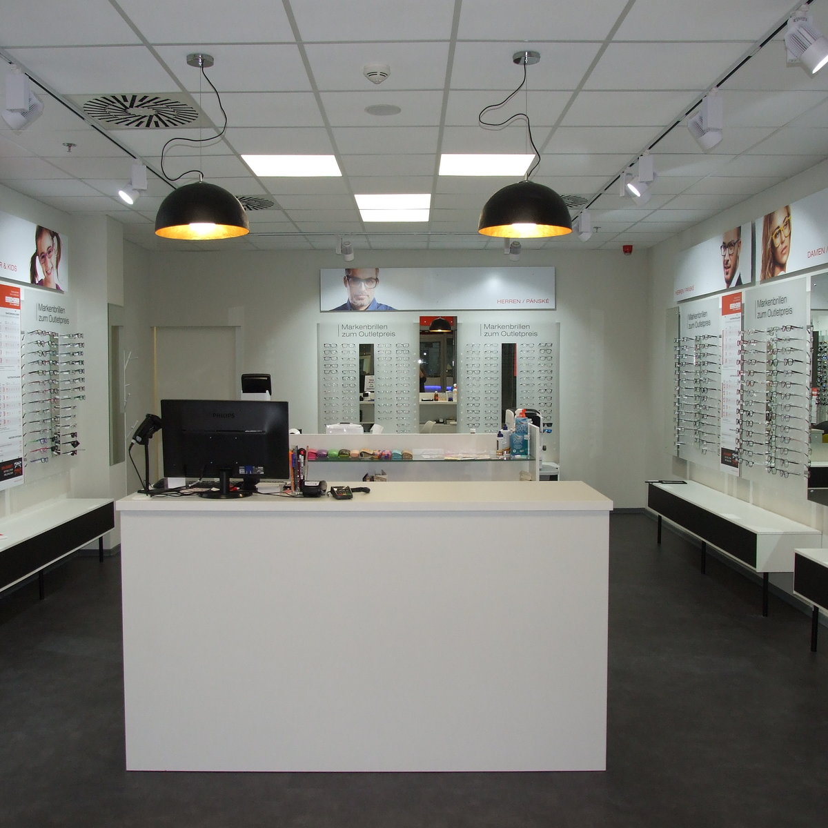 AXIS OPTIK